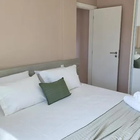 Lindo apartamento frente mar na Prainha com Ar Condicionado, Piscina-2