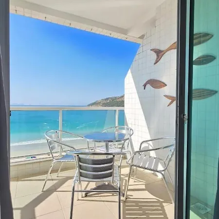 Lindo apartamento frente mar na Prainha com Ar Condicionado, Piscina-3